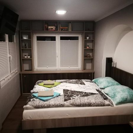 Vihar Apartmaji ボーヒニ エクステリア 写真