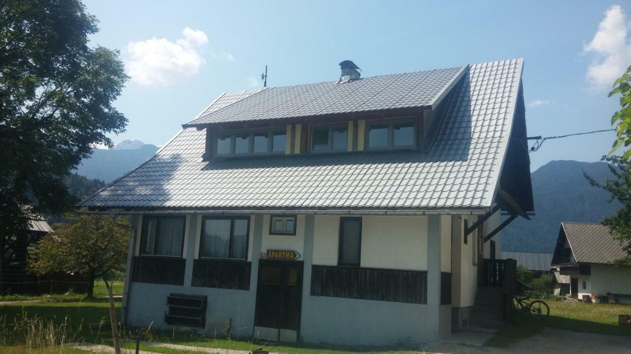 Vihar Apartmaji ボーヒニ エクステリア 写真